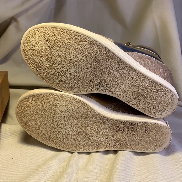 Stuart Weitzman Champaign Gold wedge sneakers - Picture 8 of 16